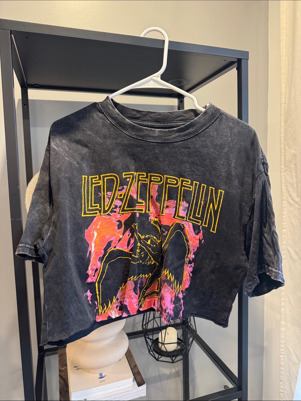 105. Women Black Graphic Crop Tee with Pink Flame Print